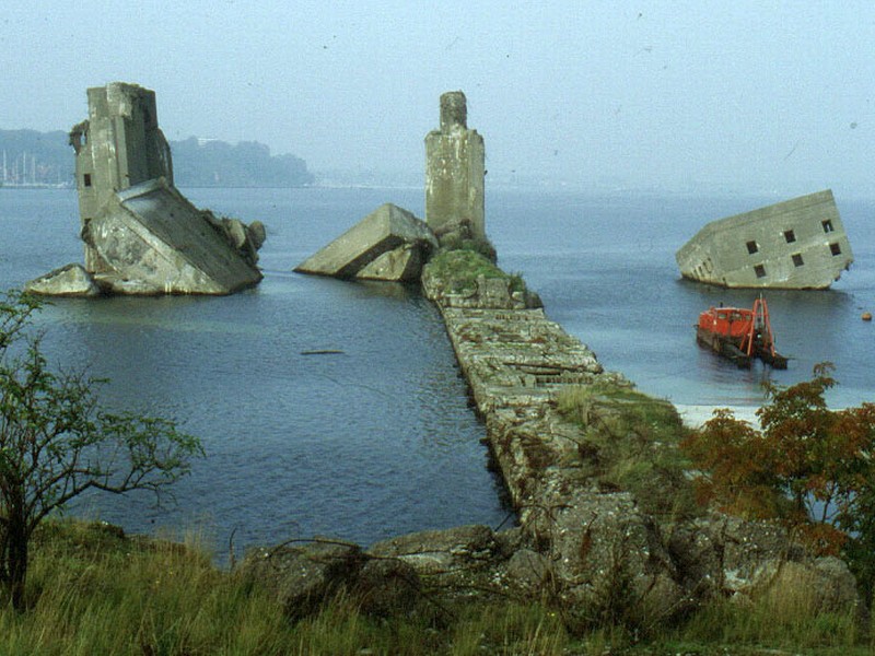 U-Boot-Bunkerruine "Kilian" - Uferseite